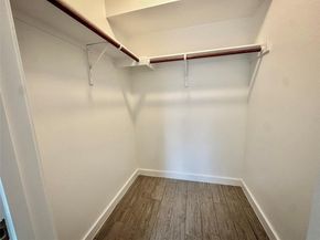 1307 Norwalk LN 102, Austin TX 78703