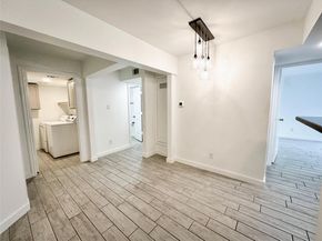 1307 Norwalk LN 102, Austin TX 78703