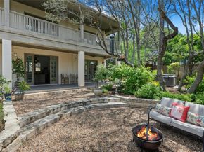 304 Nautilus Ave, Lakeway TX 78738