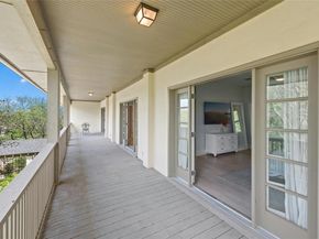 304 Nautilus Ave, Lakeway TX 78738