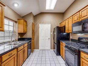 506 Broken Feather TRL, Pflugerville TX 78660