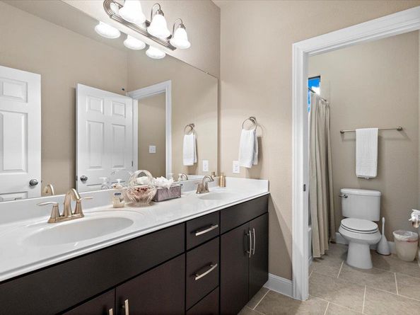 21912 Rock Wren RD, Spicewood TX 78669