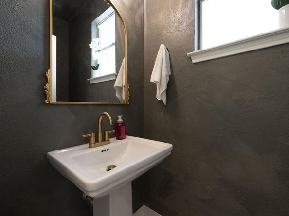 403 Keenland DR, Georgetown TX 78626