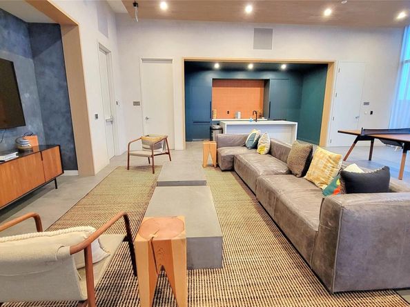 48 East Ave 2206, Austin TX 78701