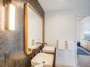 48 East Ave 2206, Austin TX 78701