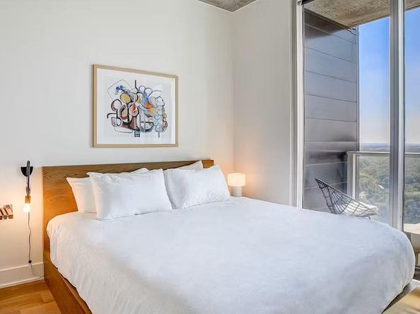 48 East Ave 2206, Austin TX 78701