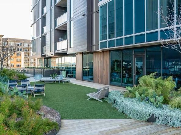 48 East Ave 2206, Austin TX 78701
