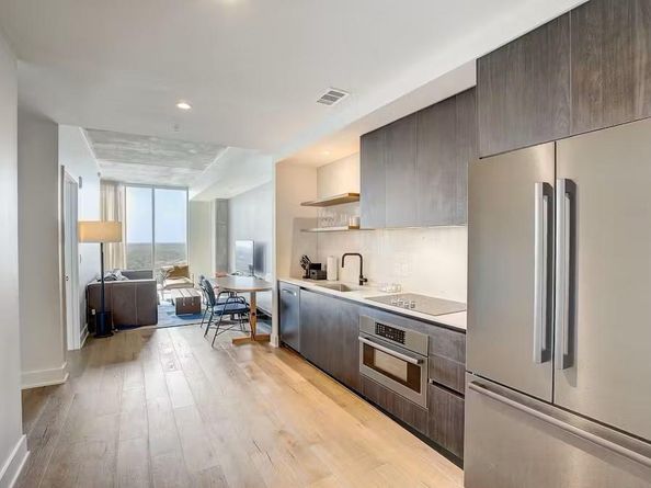 48 East Ave 2206, Austin TX 78701