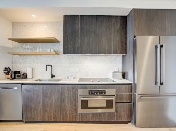 48 East Ave 2206, Austin TX 78701