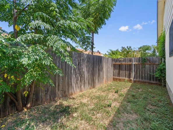 621 Luther DR, Georgetown TX 78628