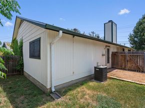 621 Luther DR, Georgetown TX 78628