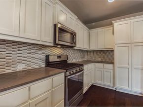 13800 Lyndhurst ST 221, Austin TX 78717