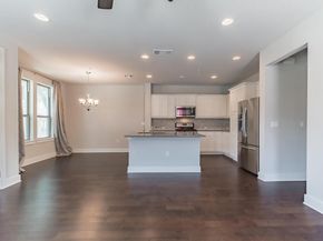 13800 Lyndhurst ST 221, Austin TX 78717