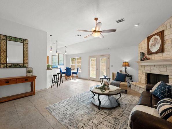 1103 Larkhall DR, Spicewood TX 78669