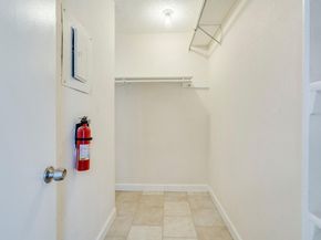 3815 Menchaca RD 19, Austin TX 78704