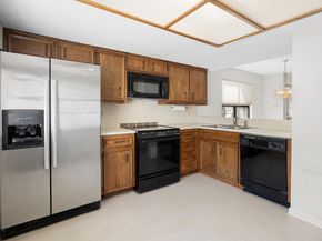 9518 Topridge DR 28, Austin TX 78750