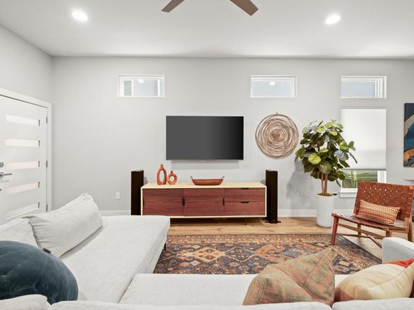 3905 Clawson RD 12, Austin TX 78704