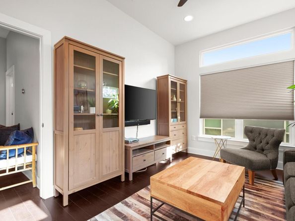 3905 Clawson RD 12, Austin TX 78704