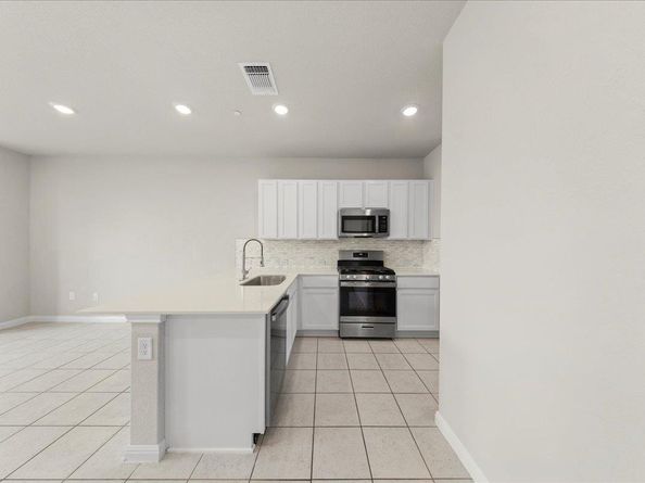 9015 Cattle Baron PATH 1502, Austin TX 78747