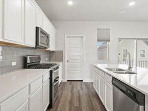 8105 Frida BND, Austin TX 78744