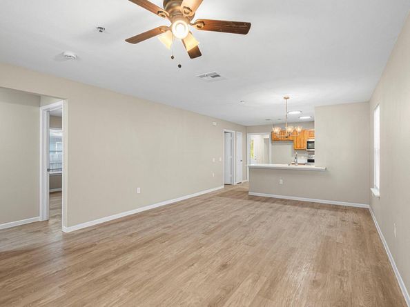 7307 Thannas WAY, Austin TX 78744