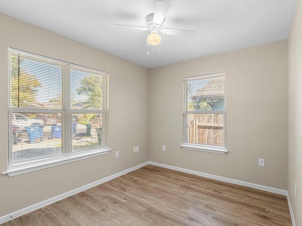 7307 Thannas WAY, Austin TX 78744