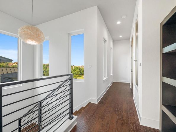 4004 Sugarloaf DR, Austin TX 78738