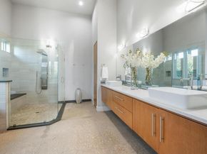 4004 Sugarloaf DR, Austin TX 78738