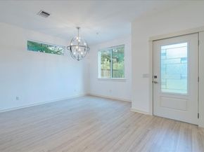 4006 Valley View RD B, Austin TX 78704