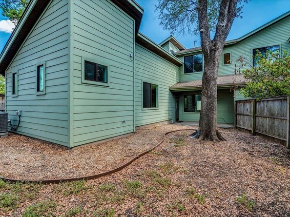 4006 Valley View RD B, Austin TX 78704