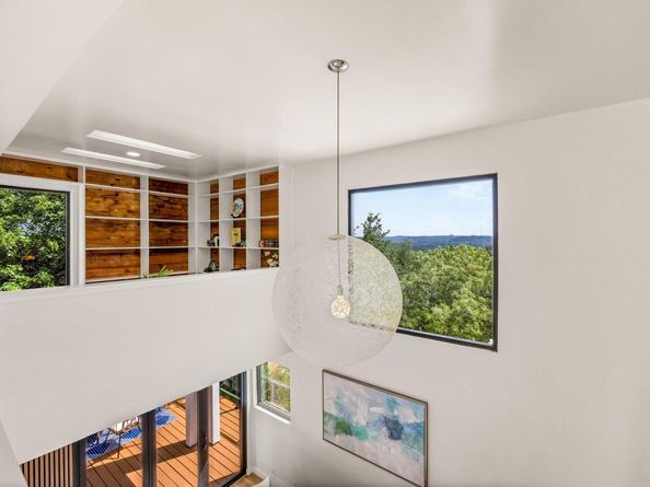 3704 Laurel Ledge LN, Austin TX 78731