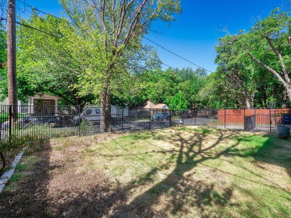 108 E 46th ST, Austin TX 78751