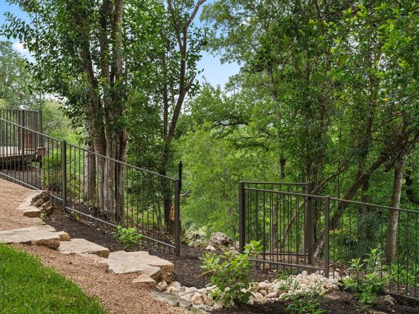 4622 Lake View DR, Austin TX 78731
