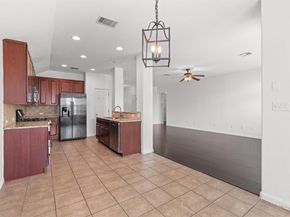 1049 Regency LN, Round Rock TX 78665