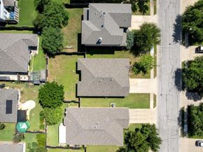 1049 Regency LN, Round Rock TX 78665