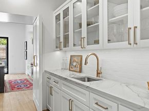 3913 Bonnell DR, Austin TX 78731