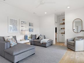3913 Bonnell DR, Austin TX 78731