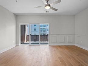 2827 Manor RD 2201, Austin TX 78722