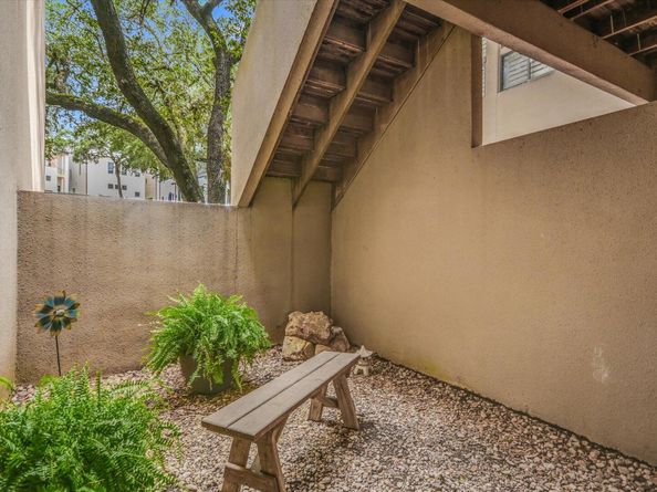 1707 Spyglass DR 41, Austin TX 78746