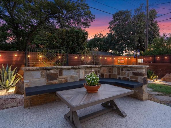 1911 Ohlen RD, Austin TX 78757