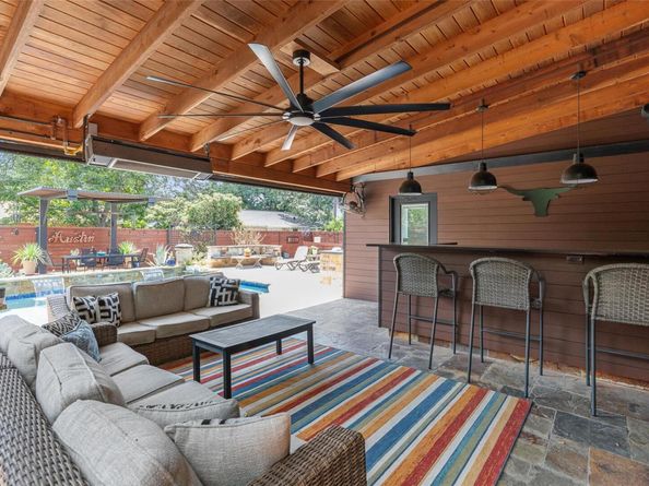 1911 Ohlen RD, Austin TX 78757