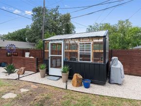 1911 Ohlen RD, Austin TX 78757