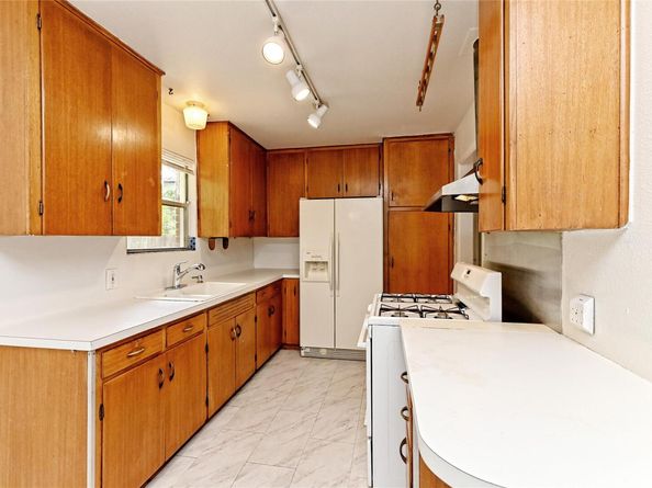2110 Bristol DR, Austin TX 78723