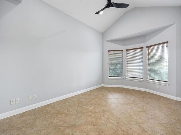 17813 Kingfisher Ridge DR, Lago Vista TX 78645