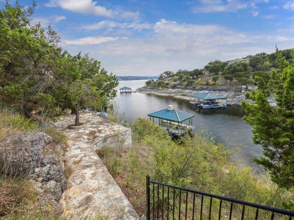 17813 Kingfisher Ridge DR, Lago Vista TX 78645