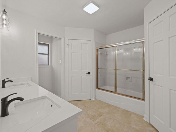 303 S Ridge CIR, Georgetown TX 78628
