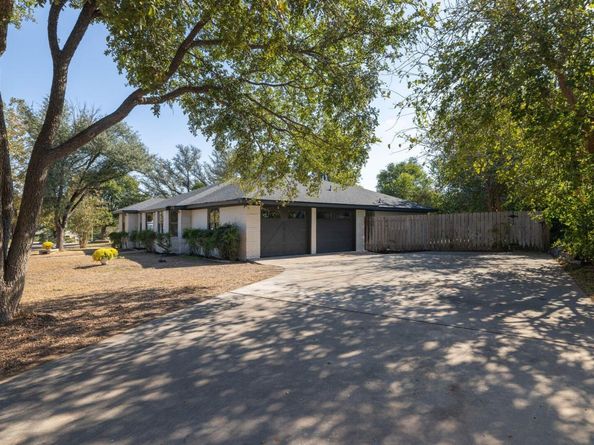 303 S Ridge CIR, Georgetown TX 78628