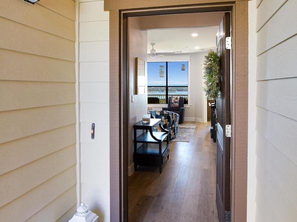 17720 Maritime Point DR 202, Jonestown TX 78645