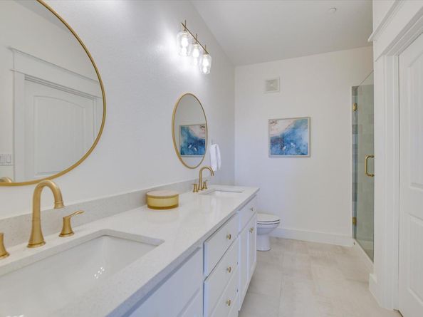 17720 Maritime Point DR 202, Jonestown TX 78645