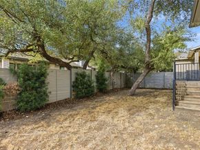 225 Diamondback DR, Georgetown TX 78628